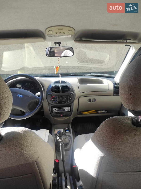 Седан ВАЗ / Lada 1118 Калина 2008 в Бориславе