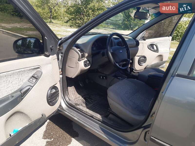 Седан ВАЗ / Lada 1118 Калина 2007 в Ирпене