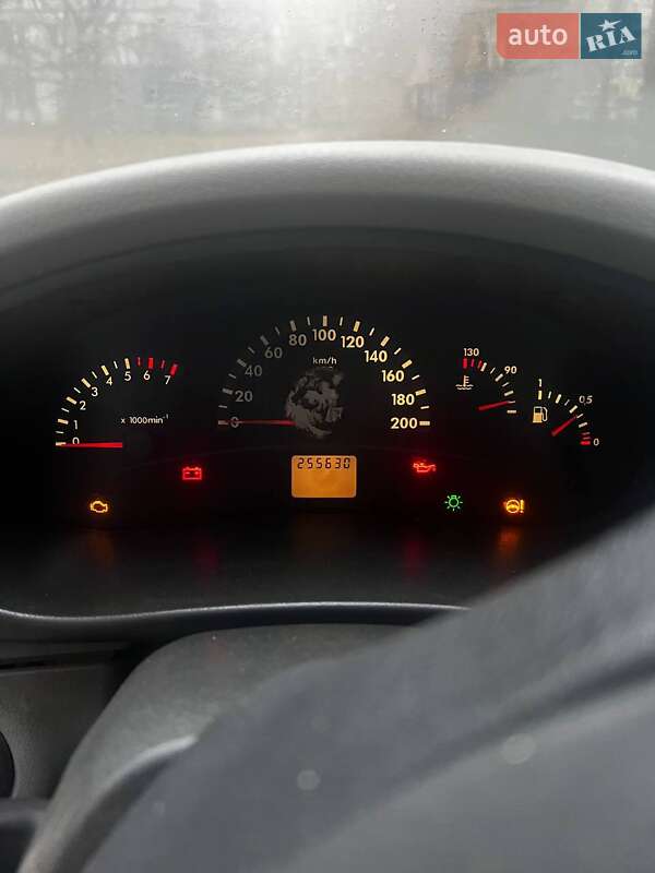 Седан ВАЗ / Lada 1118 Калина 2011 в Днепре