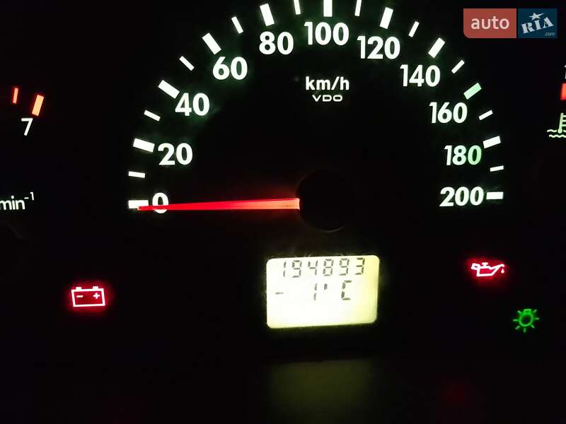 Седан ВАЗ / Lada 1118 Калина 2006 в Олександрії
