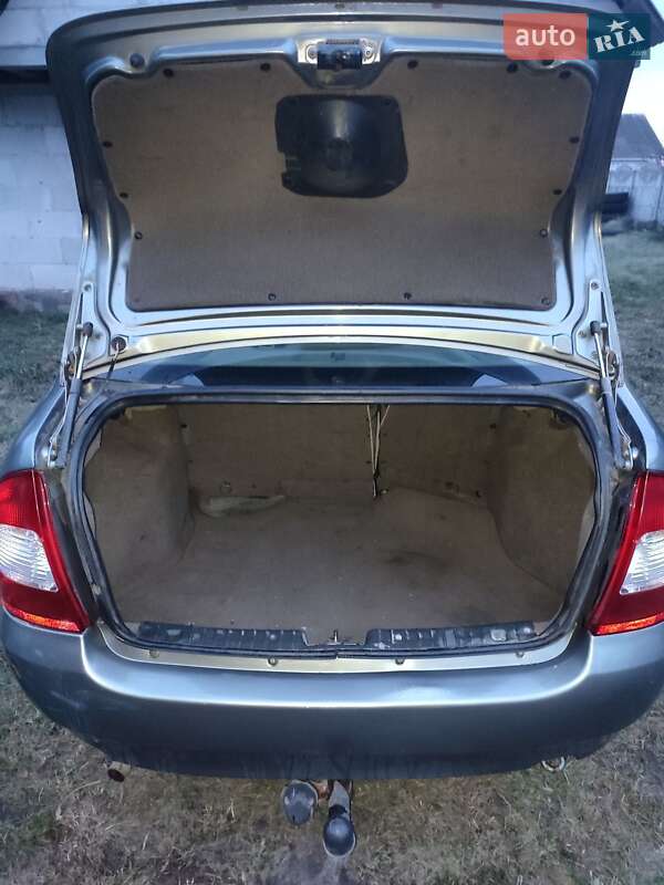 Седан ВАЗ / Lada 1118 Калина 2006 в Рокитном