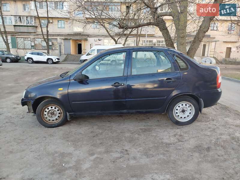 Седан ВАЗ 1118 Калина 2007 в 