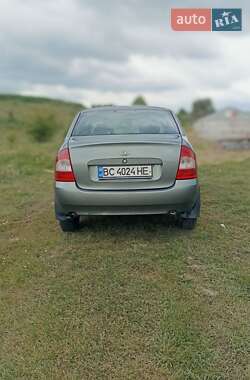 Седан ВАЗ 1118 Калина 2006 в 