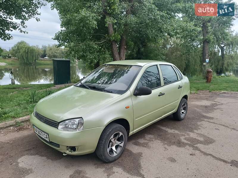Седан ВАЗ 1118 Калина 2006 в 