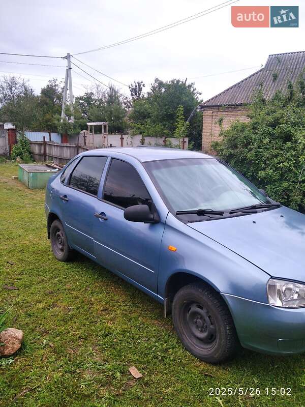 Седан ВАЗ / Lada 1118 Калина 2006 в Смеле