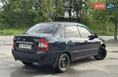 Седан ВАЗ 1118 Калина 2008 в 