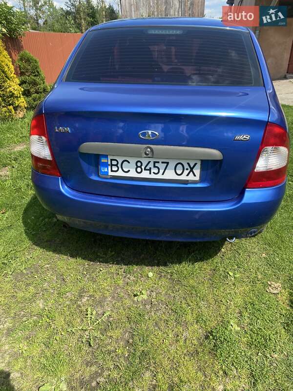 Седан ВАЗ / Lada 1118 Калина 2008 в Яворове