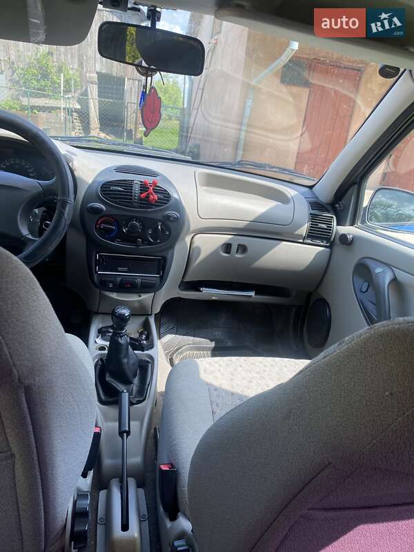 Седан ВАЗ / Lada 1118 Калина 2008 в Яворове