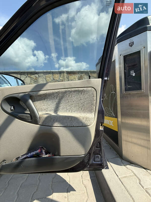 Седан ВАЗ / Lada 1118 Калина 2008 в Чернівцях