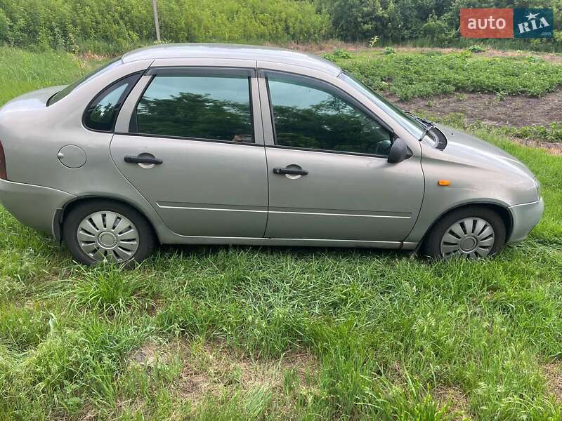 Седан ВАЗ / Lada 1118 Калина 2007 в Светловодске