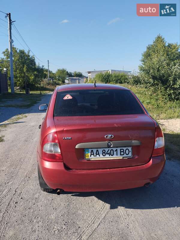Седан ВАЗ / Lada 1118 Калина 2006 в Звягеле