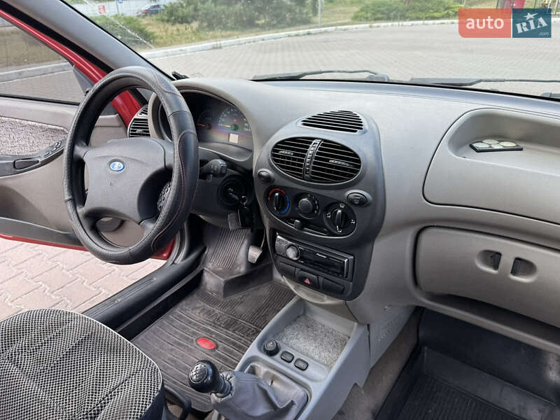 ВАЗ / Lada 1118 Калина 2006