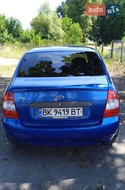 Седан ВАЗ 1118 Калина 2006 в 