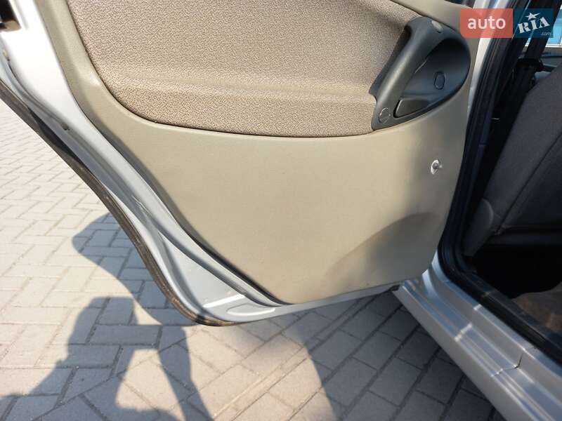 Седан ВАЗ / Lada 1118 Калина 2009 в Днепре