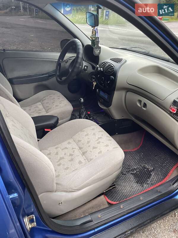 Седан ВАЗ / Lada 1118 Калина 2006 в Рахове