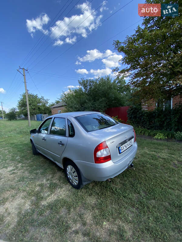Седан ВАЗ / Lada 1118 Калина 2008 в Краснограді фото 4 Седан ВАЗ / Lada 1118 Калина 2008 в Краснограді