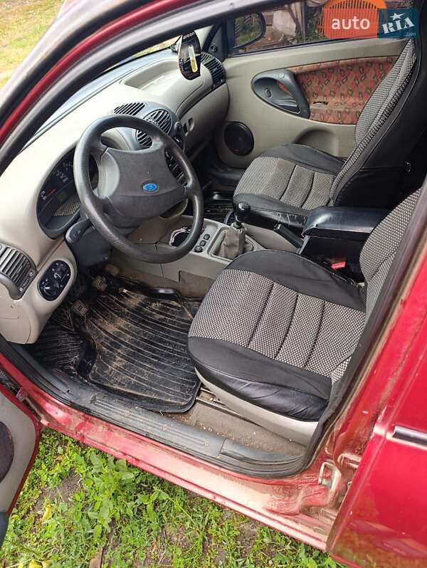 Седан ВАЗ / Lada 1118 Калина 2008 в Шляховой