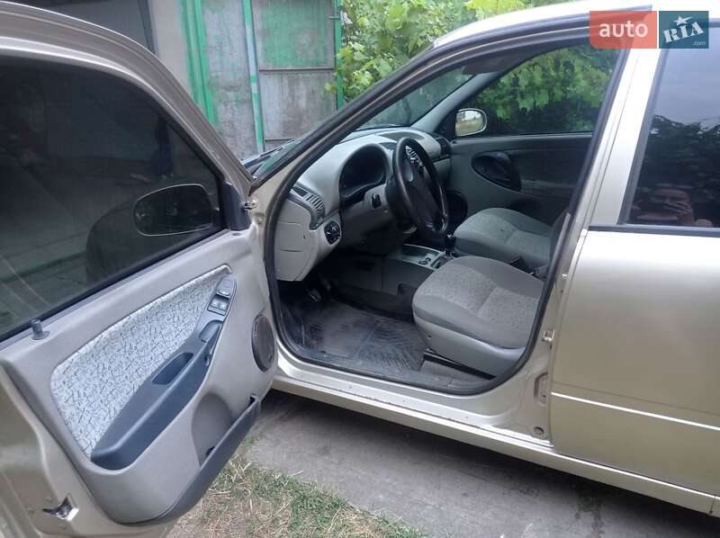 Седан ВАЗ / Lada 1118 Калина 2006 в Белгороде-Днестровском