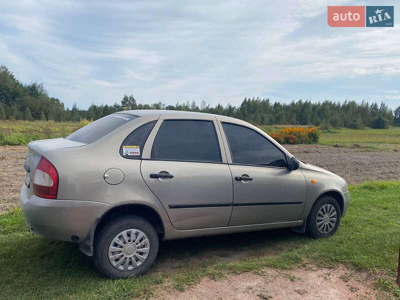 Седан ВАЗ / Lada 1118 Калина 2006 в Житомирі