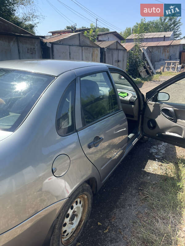 Седан ВАЗ / Lada 1118 Калина 2008 в Ивано-Франковске