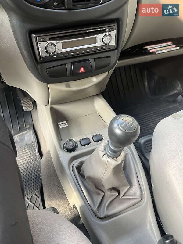 Седан ВАЗ / Lada 1118 Калина 2007 в Днепре