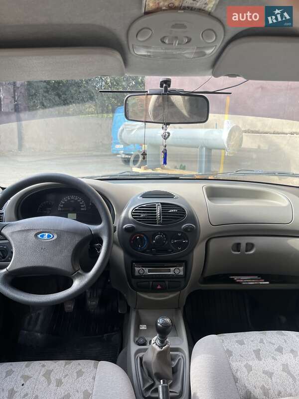 Седан ВАЗ / Lada 1118 Калина 2007 в Днепре