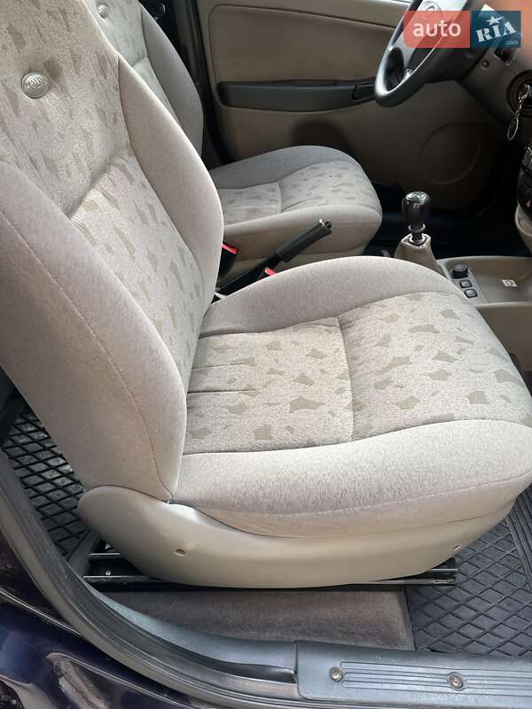 Седан ВАЗ / Lada 1118 Калина 2007 в Днепре