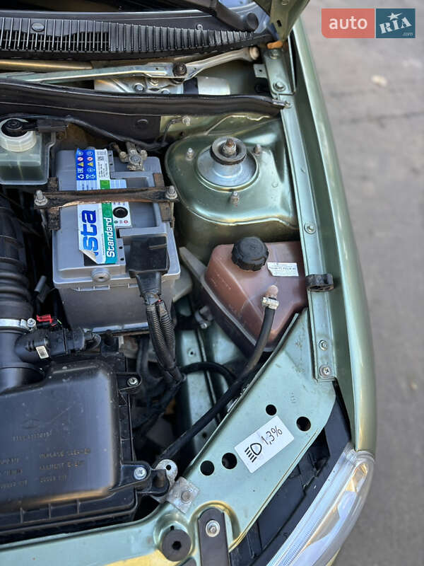 Седан ВАЗ / Lada 1118 Калина 2008 в Миколаєві