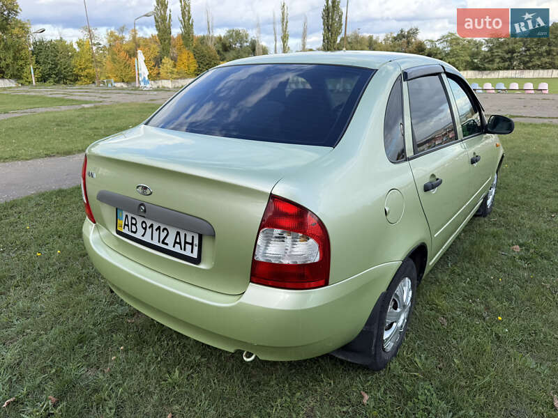 Седан ВАЗ / Lada 1118 Калина 2006 в Ладыжине