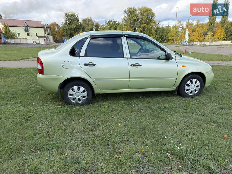 Седан ВАЗ / Lada 1118 Калина 2006 в Ладыжине
