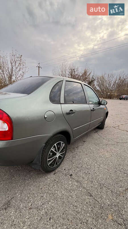 Седан ВАЗ / Lada 1118 Калина 2007 в Благовещенском