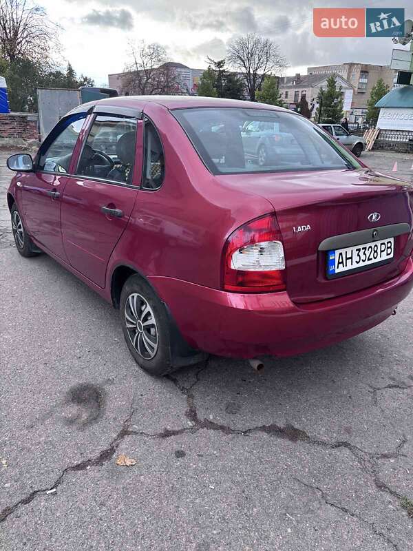 Седан ВАЗ / Lada 1118 Калина 2006 в Звенигородке