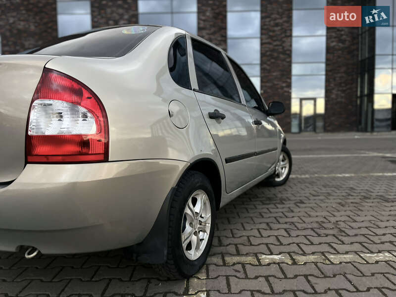 Седан ВАЗ / Lada 1118 Калина 2006 в Чернівцях фото 10 Седан ВАЗ / Lada 1118 Калина 2006 в Чернівцях