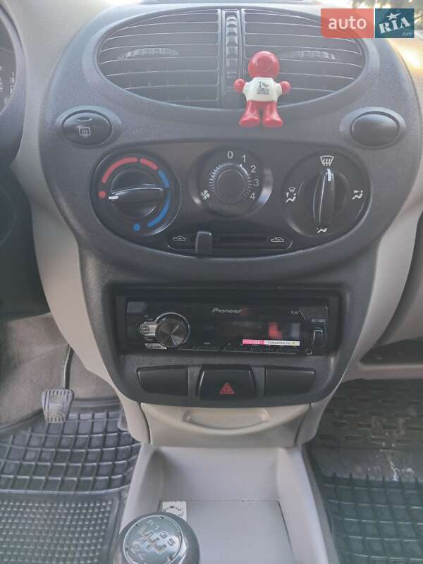 Седан ВАЗ / Lada 1118 Калина 2008 в Павлограді фото 11 Седан ВАЗ / Lada 1118 Калина 2008 в Павлограді