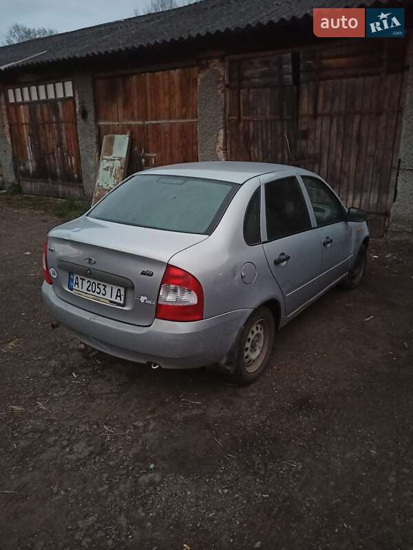 Седан ВАЗ / Lada 1118 Калина 2008 в Ивано-Франковске