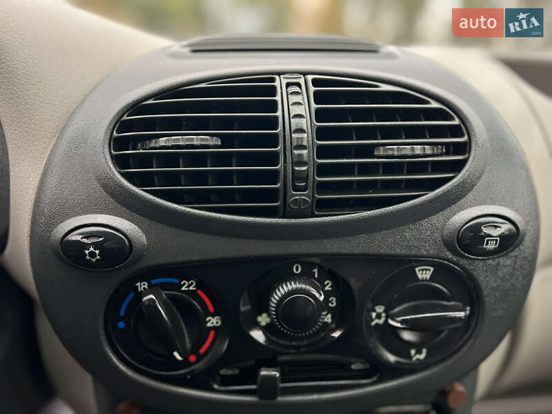 Седан ВАЗ / Lada 1118 Калина 2008 в Хмельницком