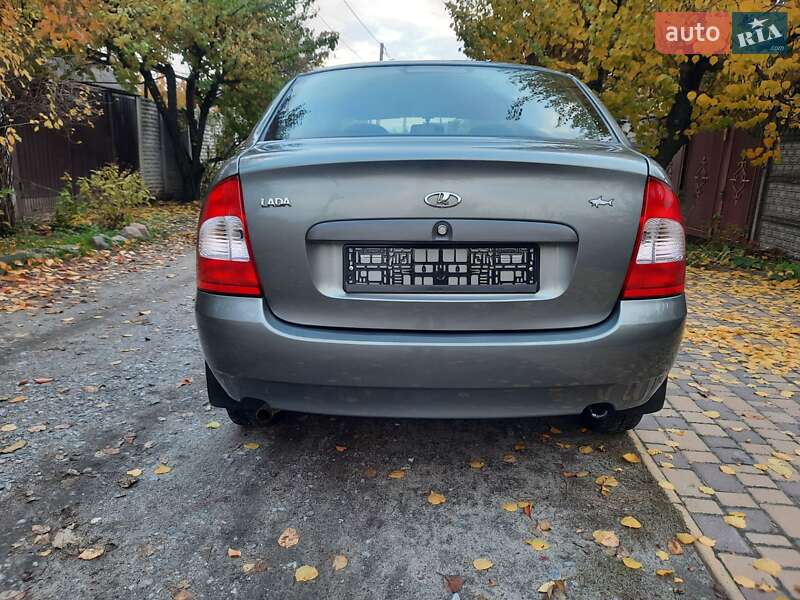 Седан ВАЗ / Lada 1118 Калина 2006 в Запорожье