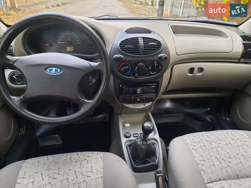 Седан ВАЗ / Lada 1118 Калина 2006 в Запорожье