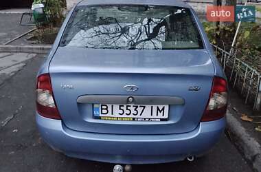 Седан ВАЗ 1118 Калина 2006 в Горішніх Плавнях