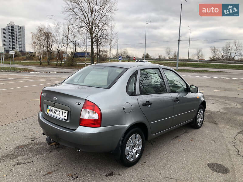Седан ВАЗ / Lada 1118 Калина 2010 в Киеве фото 5 Седан ВАЗ / Lada 1118 Калина 2010 в Киеве