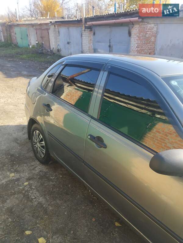 Седан ВАЗ / Lada 1118 Калина 2006 в Краснограді фото 6 Седан ВАЗ / Lada 1118 Калина 2006 в Краснограді