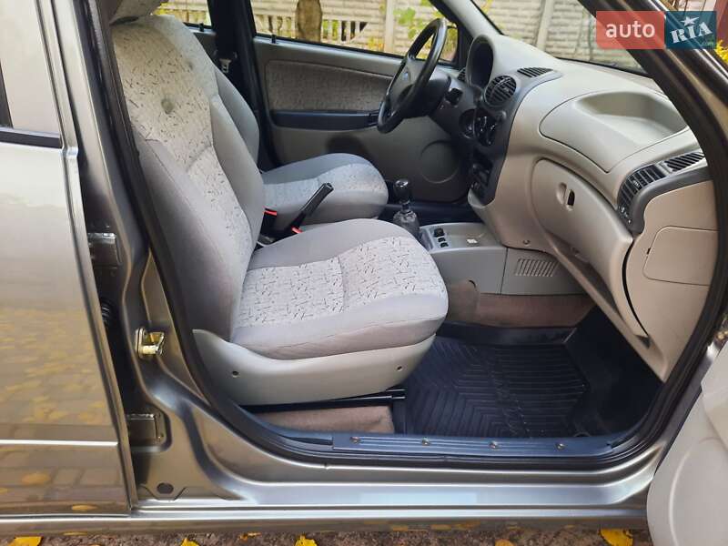 Седан ВАЗ / Lada 1118 Калина 2006 в Запорожье фото 15 Седан ВАЗ / Lada 1118 Калина 2006 в Запорожье