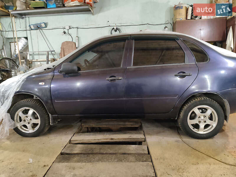 Седан ВАЗ / Lada 1118 Калина 2007 в Шостці