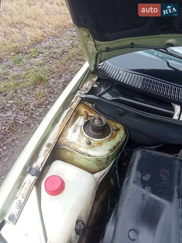 Седан ВАЗ / Lada 1118 Калина 2006 в Чуднове фото 10 Седан ВАЗ / Lada 1118 Калина 2006 в Чуднове