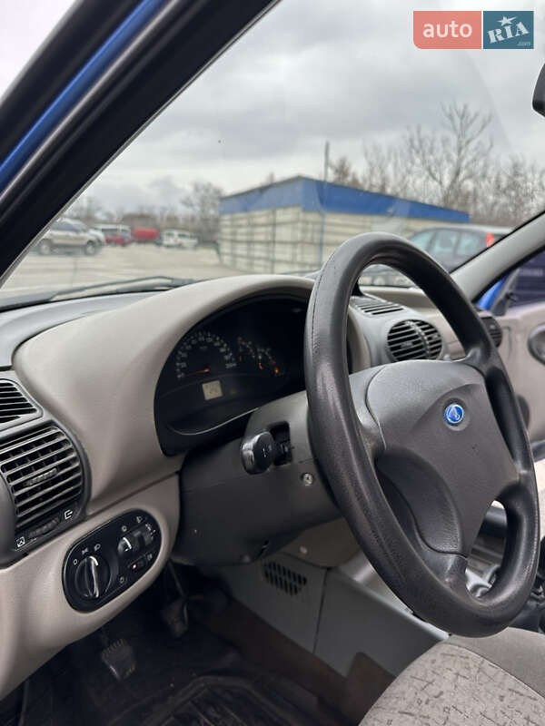 Седан ВАЗ / Lada 1118 Калина 2006 в Одессе