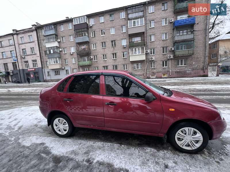 Седан ВАЗ / Lada 1118 Калина 2008 в Дніпрі