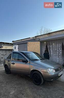 Седан ВАЗ 1118 Калина 2006 в Сарнах