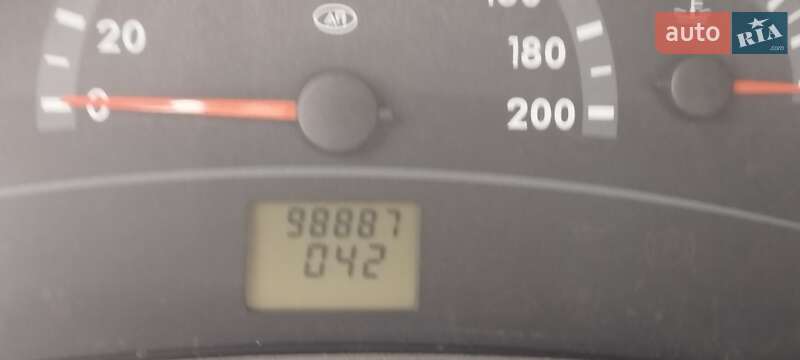 Хэтчбек ВАЗ / Lada 1119 Калина 2008 в Ирпене фото 13 Хэтчбек ВАЗ / Lada 1119 Калина 2008 в Ирпене