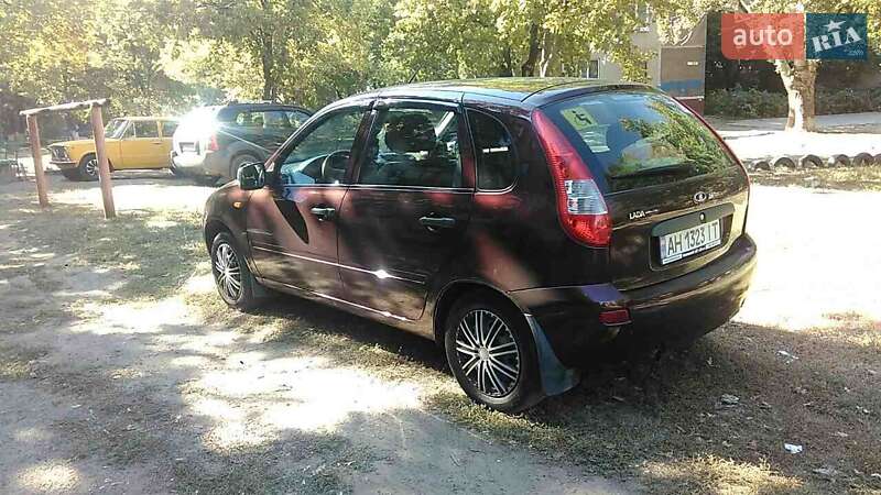 Хэтчбек ВАЗ / Lada 1119 Калина 2012 в Славянске
