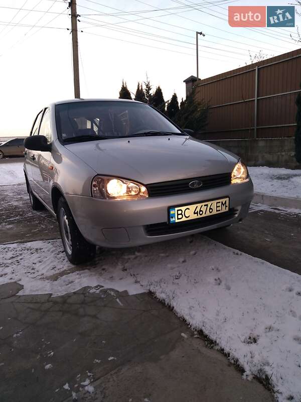 Хэтчбек ВАЗ / Lada 1119 Калина 2008 в Шептицькому